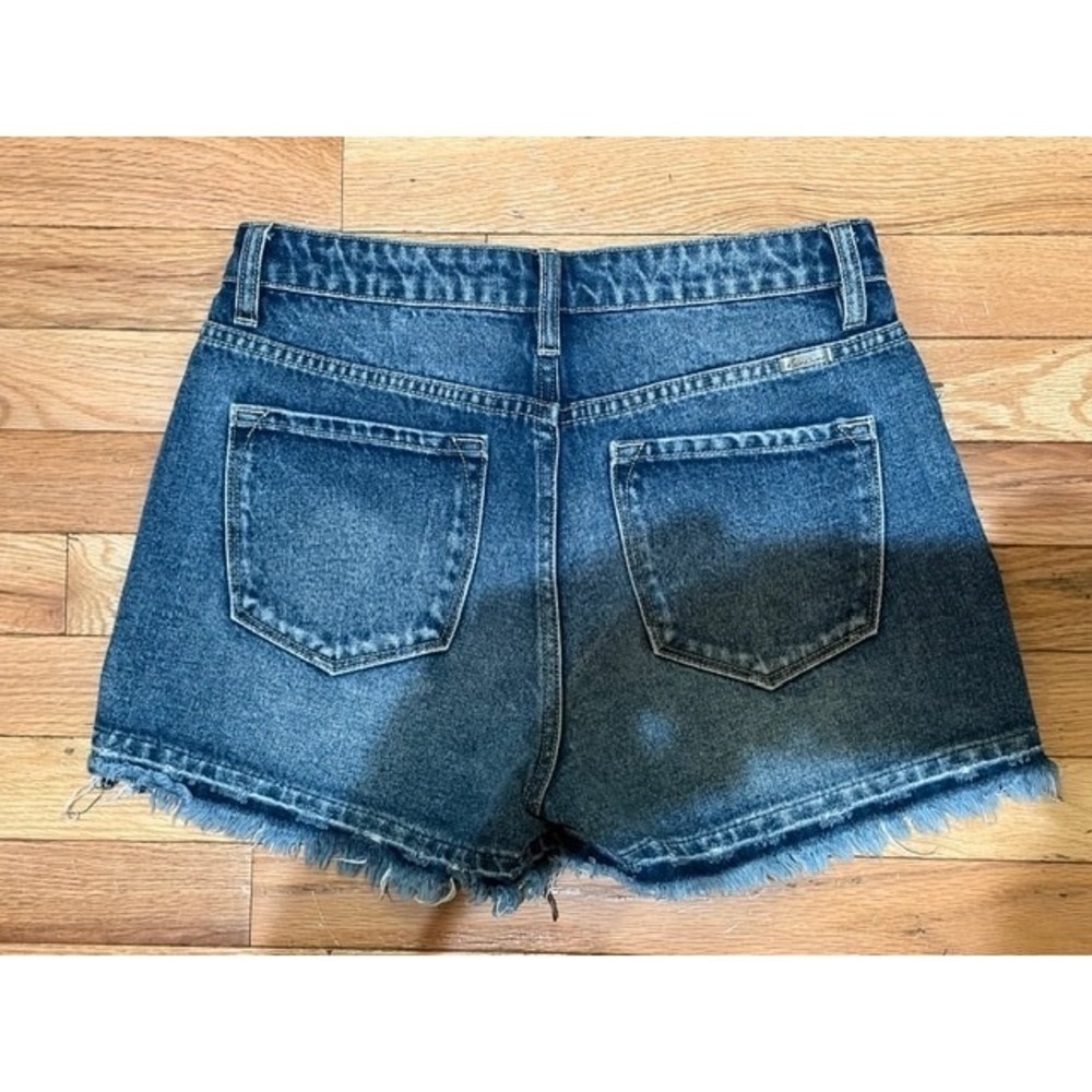 KanCan Jovana High Rise‎ Distressed Cuff Button Fly Jean Shorts size Small T31-1 - Picture 2 of 4